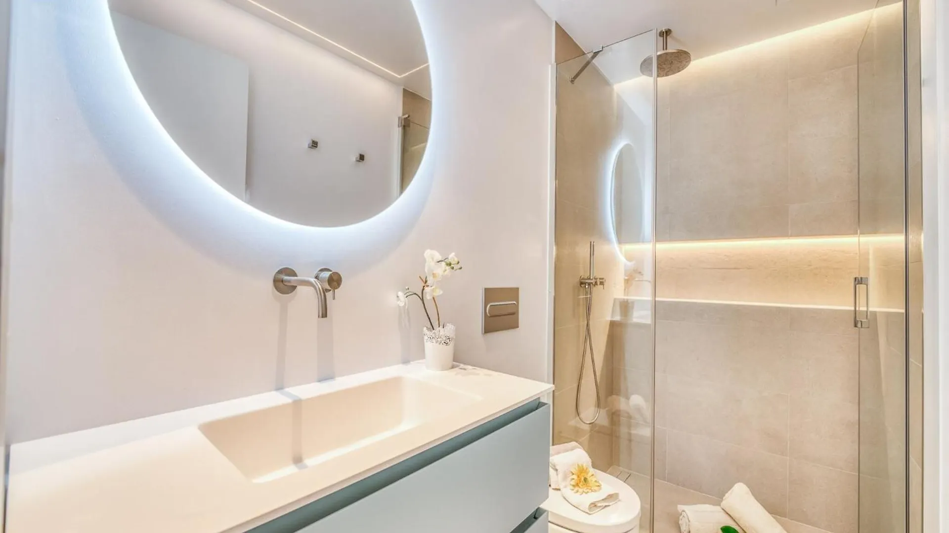 Ground-Floor Apartment With Terrace 阿尔库迪亚