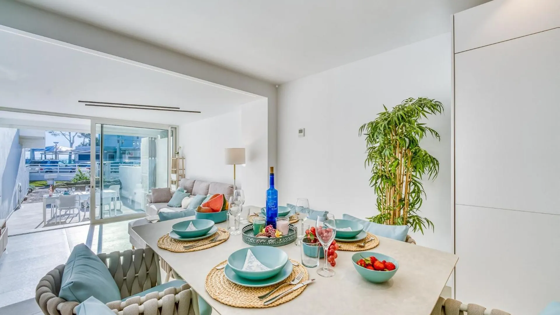 Ground-Floor Apartment With Terrace الكوذيا