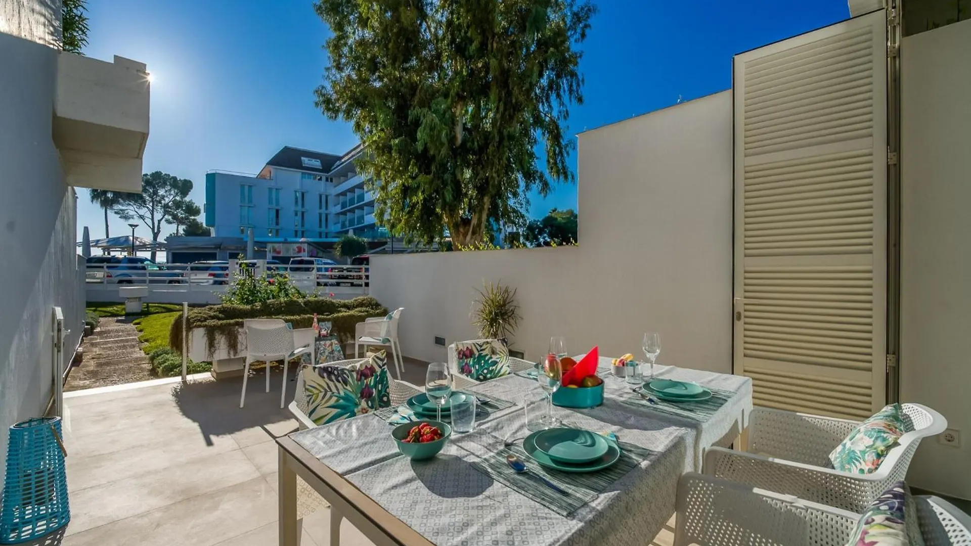 Ground-Floor Apartment With Terrace الكوذيا 0*,