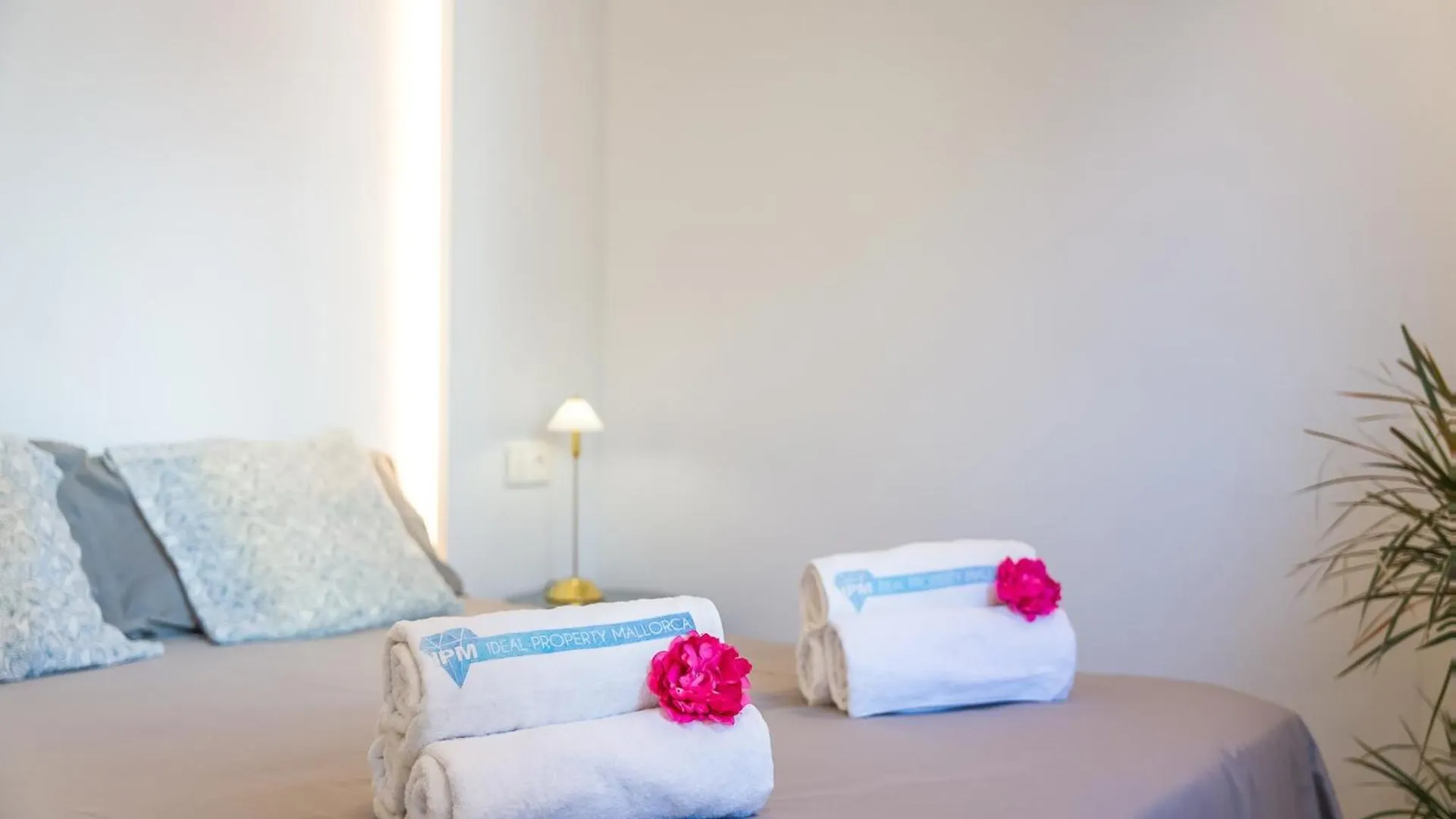 Ground-Floor Apartment With Terrace الكوذيا إسبانيا